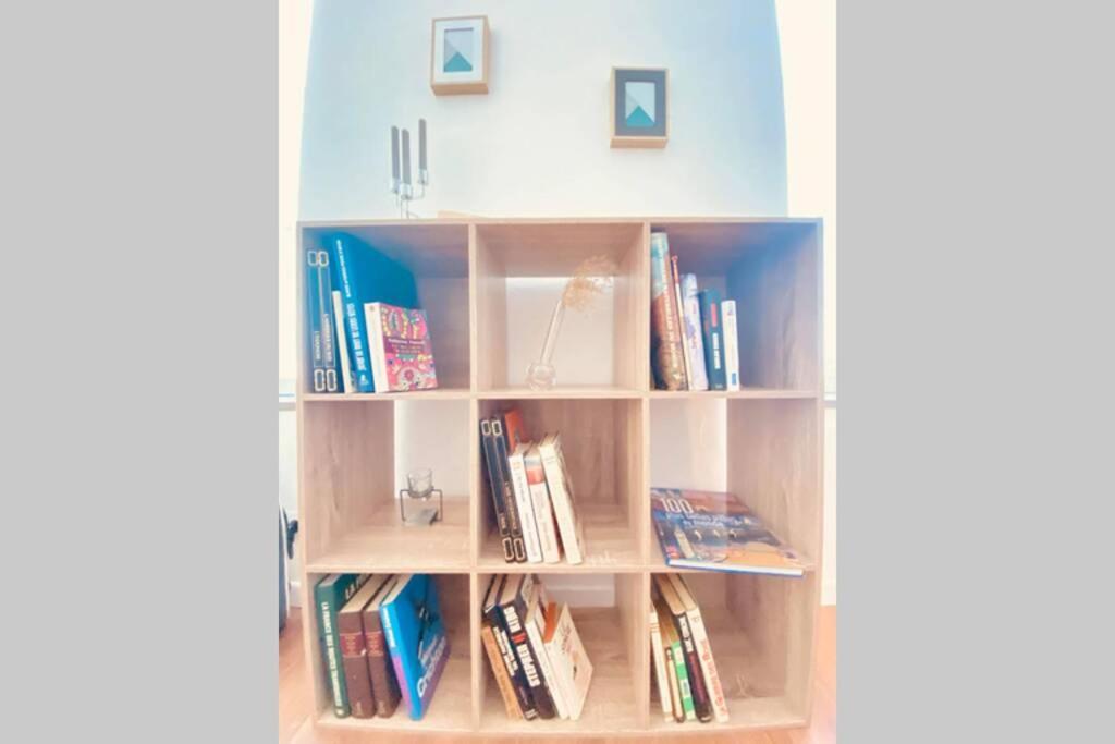 Studio De Charme Apartment Laon Bagian luar foto